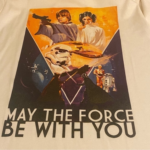 Women's Star Wars May the Force Be With You Off- White Graphic T-Shirt NWT - Picture 1 of 11